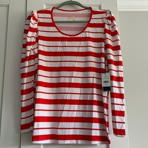 C. Wonder Long Sleeve Scoop Neck Pullover size M NWT